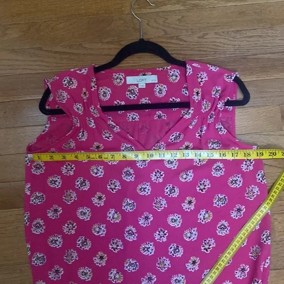 EUC Loft Petite Floral Sleeveless top - Picture 8 of 10